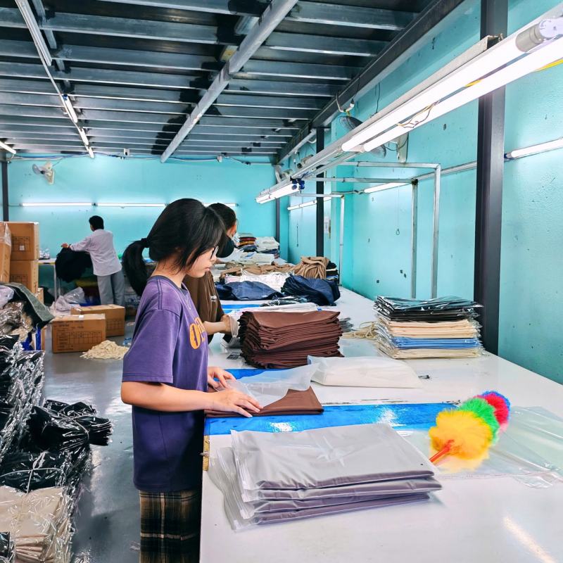 Xưởng May Áo Thun LocalBrand - Huy Trần