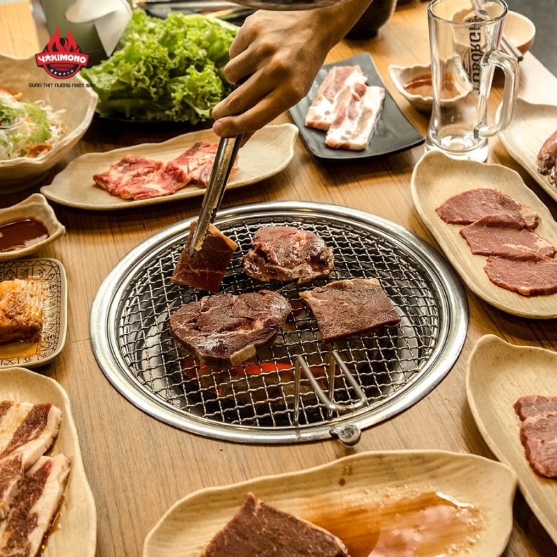 T﻿hực đơn các món nướng ở ﻿Yakimono rất đa dạng từ thịt đến hải sản