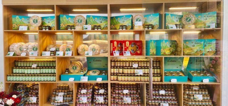 Yến Sào Ý Nhiên