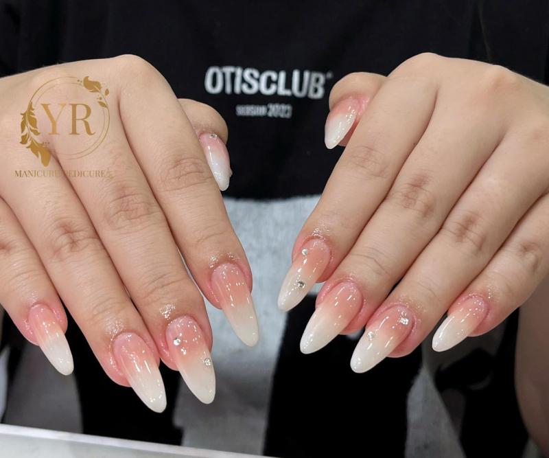 Yuri Nails & Makeup Acdemy