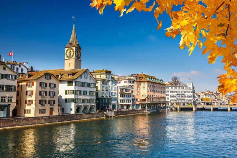 Zurich lá vàng trong những ngày thu lãng mạn